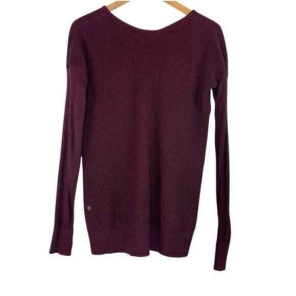 Lululemon VNeck Ribbed Purple Knit Sweater with Thumbholes Waffle Knit - Picture 6 of 7